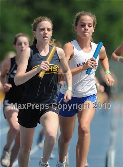 Thumbnail 2 in NCHSAA 3A Track and Field Championships photogallery.