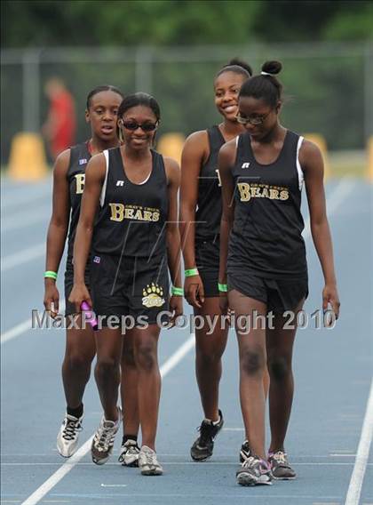 Thumbnail 2 in NCHSAA 3A Track and Field Championships photogallery.