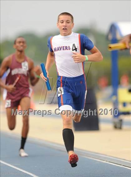 Thumbnail 3 in NCHSAA 3A Track and Field Championships photogallery.