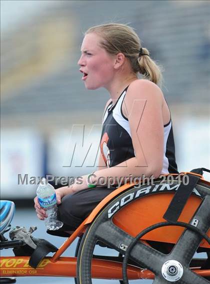 Thumbnail 3 in NCHSAA 3A Track and Field Championships photogallery.