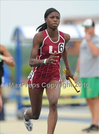 Thumbnail 2 in NCHSAA 3A Track and Field Championships photogallery.