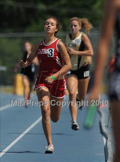 Thumbnail 3 in NCHSAA 3A Track and Field Championships photogallery.