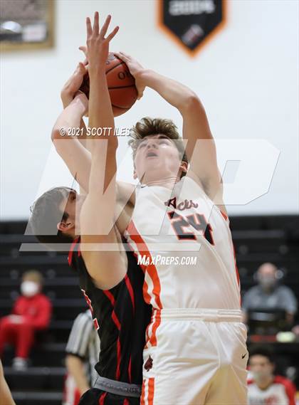 Thumbnail 2 in Logan Elm @ Amanda-Clearcreek photogallery.