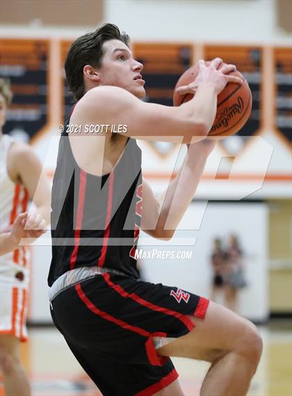 Thumbnail 1 in Logan Elm @ Amanda-Clearcreek photogallery.