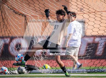 Thumbnail 1 in Lorena @ Giddings (UIL Soccer 4A Division 2 Region 3 Bi-District) photogallery.