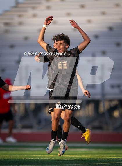 Thumbnail 3 in Lorena @ Giddings (UIL Soccer 4A Division 2 Region 3 Bi-District) photogallery.
