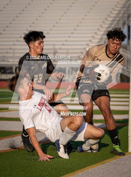 Thumbnail 2 in Lorena @ Giddings (UIL Soccer 4A Division 2 Region 3 Bi-District) photogallery.