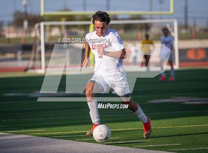 Thumbnail 1 in Lorena @ Giddings (UIL Soccer 4A Division 2 Region 3 Bi-District) photogallery.