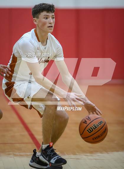 Thumbnail 1 in Onate vs. Eldorado (Albuquerque Academy Joe Armijo Basketball Classic) photogallery.