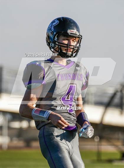 Thumbnail 1 in Silver Creek vs. Discovery Canyon (CHSAA 3A Semifinal) photogallery.