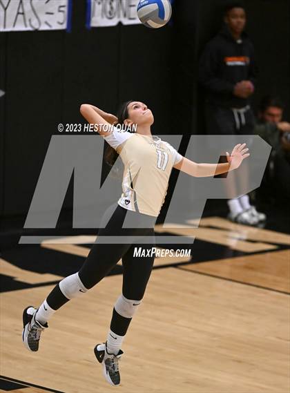 Thumbnail 1 in Dana Hills vs. Canyon (CIF-SS D3 Playoff) photogallery.