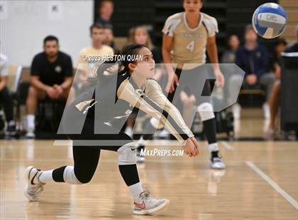 Thumbnail 2 in Dana Hills vs. Canyon (CIF-SS D3 Playoff) photogallery.