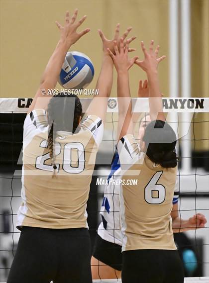 Thumbnail 2 in Dana Hills vs. Canyon (CIF-SS D3 Playoff) photogallery.