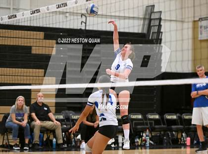 Thumbnail 1 in Dana Hills vs. Canyon (CIF-SS D3 Playoff) photogallery.