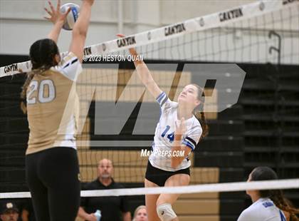 Thumbnail 1 in Dana Hills vs. Canyon (CIF-SS D3 Playoff) photogallery.