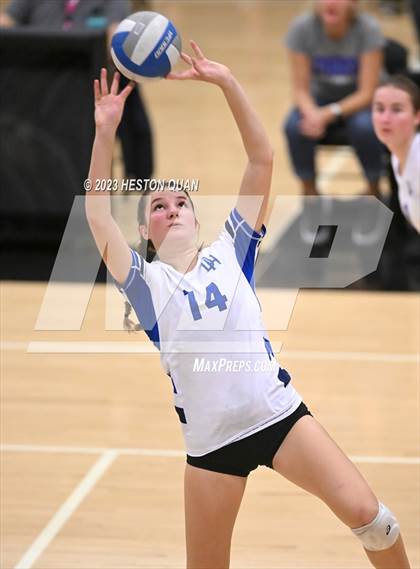 Thumbnail 3 in Dana Hills vs. Canyon (CIF-SS D3 Playoff) photogallery.