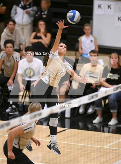 Thumbnail 3 in Dana Hills vs. Canyon (CIF-SS D3 Playoff) photogallery.