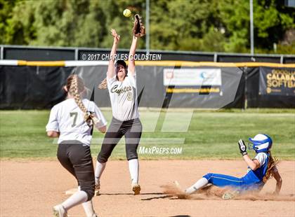 Thumbnail 2 in Calabasas @ Agoura photogallery.