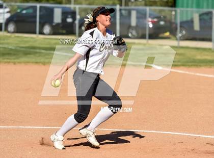 Thumbnail 1 in Calabasas @ Agoura photogallery.