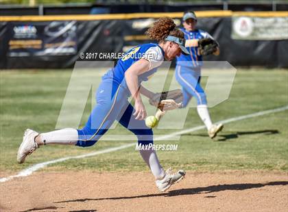 Thumbnail 1 in Calabasas @ Agoura photogallery.