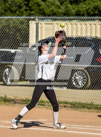 Thumbnail 1 in Calabasas @ Agoura photogallery.