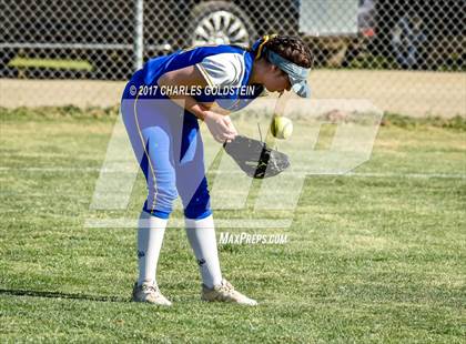 Thumbnail 1 in Calabasas @ Agoura photogallery.