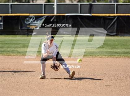 Thumbnail 3 in Calabasas @ Agoura photogallery.