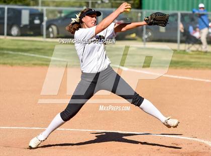 Thumbnail 2 in Calabasas @ Agoura photogallery.