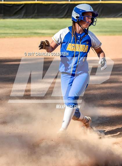 Thumbnail 1 in Calabasas @ Agoura photogallery.