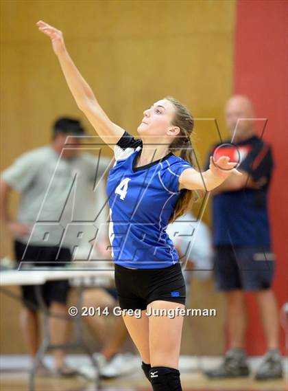 Thumbnail 1 in Analy @ Cardinal Newman photogallery.