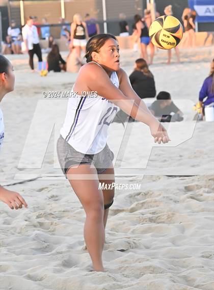 Thumbnail 3 in Xavier College Prep vs. Valley Vista (AIA DI Pairs Round 1 Playoff) photogallery.