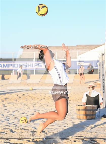 Thumbnail 1 in Xavier College Prep vs. Valley Vista (AIA DI Pairs Round 1 Playoff) photogallery.
