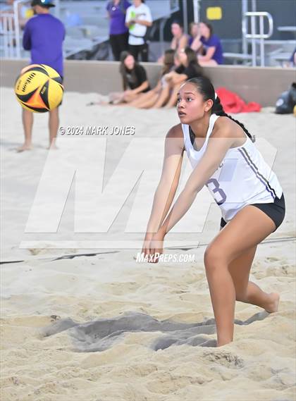 Thumbnail 2 in Xavier College Prep vs. Valley Vista (AIA DI Pairs Round 1 Playoff) photogallery.