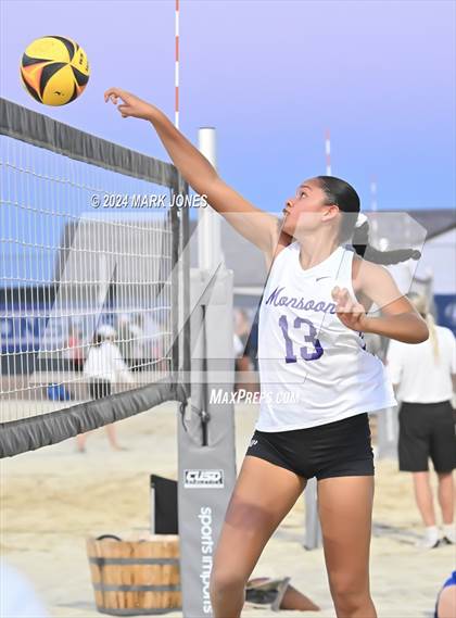 Thumbnail 1 in Xavier College Prep vs. Valley Vista (AIA DI Pairs Round 1 Playoff) photogallery.