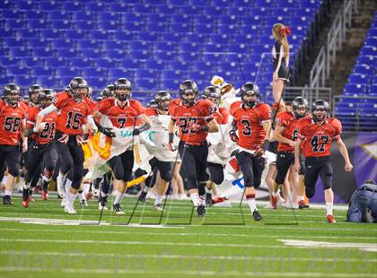 Thumbnail 2 in Linganore vs. Franklin (MPSSAA Class 3A Final) photogallery.
