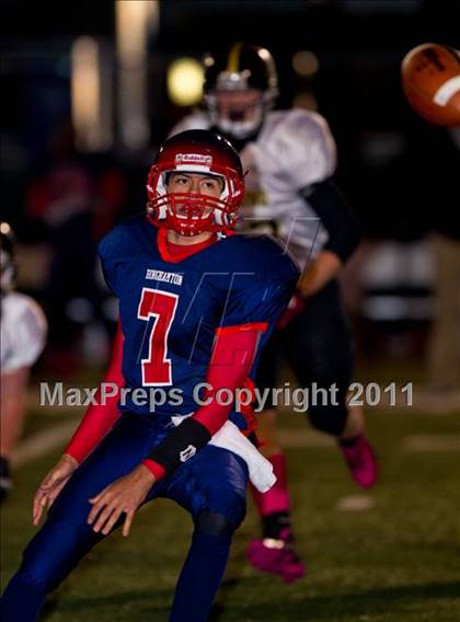 Thumbnail 3 in Corning vs. Binghamton (Section 4, Class AA, Final) photogallery.
