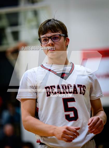 Thumbnail 1 in Donoho @ Weaver photogallery.