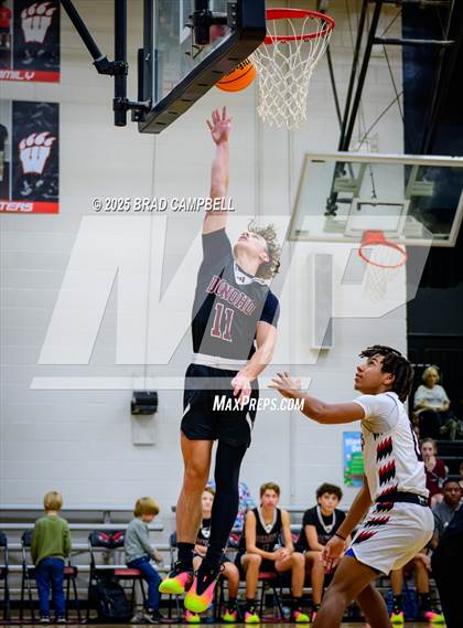 Thumbnail 2 in Donoho @ Weaver photogallery.