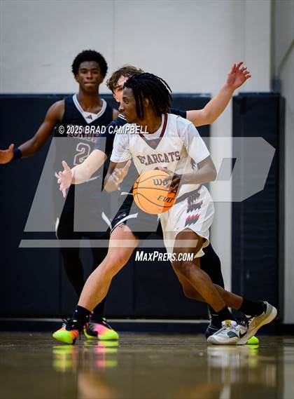 Thumbnail 2 in Donoho @ Weaver photogallery.