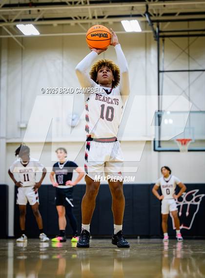 Thumbnail 2 in Donoho @ Weaver photogallery.