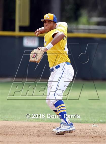 Thumbnail 2 in North @ Bishop Amat photogallery.