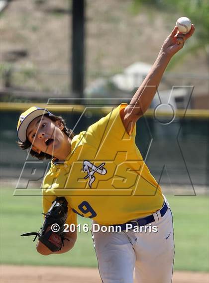 Thumbnail 3 in North @ Bishop Amat photogallery.