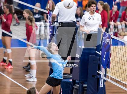 Thumbnail 1 in Montrose vs. Pueblo West (CHSAA 4A Playoff) photogallery.