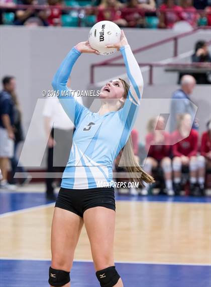 Thumbnail 3 in Montrose vs. Pueblo West (CHSAA 4A Playoff) photogallery.