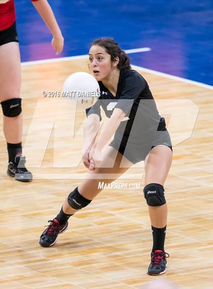 Thumbnail 2 in Montrose vs. Pueblo West (CHSAA 4A Playoff) photogallery.