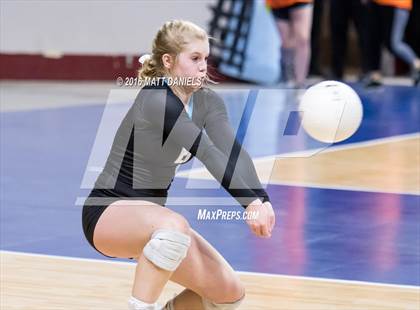 Thumbnail 2 in Montrose vs. Pueblo West (CHSAA 4A Playoff) photogallery.
