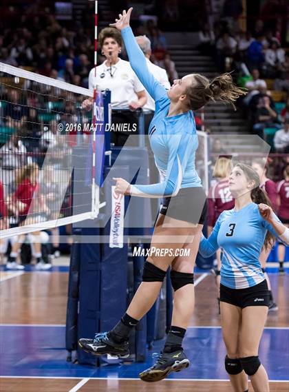 Thumbnail 2 in Montrose vs. Pueblo West (CHSAA 4A Playoff) photogallery.