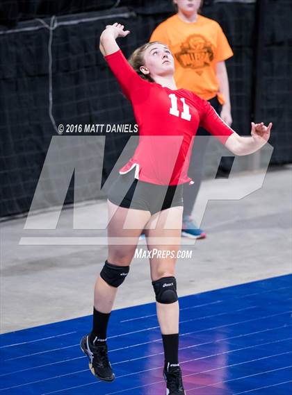 Thumbnail 2 in Montrose vs. Pueblo West (CHSAA 4A Playoff) photogallery.