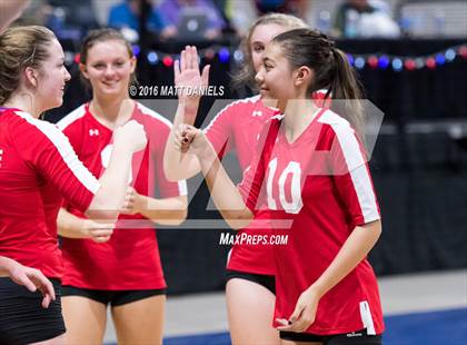 Thumbnail 2 in Montrose vs. Pueblo West (CHSAA 4A Playoff) photogallery.