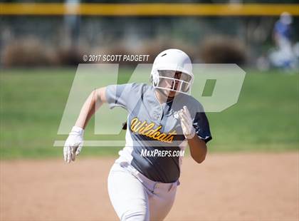 Thumbnail 3 in El Camino vs. San Pasqual photogallery.